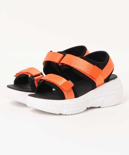 Fabby fabby（ファビィーファビィー）の「2ベルト厚底スポーツサンダル（サンダル・レディース・ブラック/ベージュ/オレンジ/ホワイト×ブラック・MEDIUM/SMALL/LARGE/SS）」の21枚目の写真