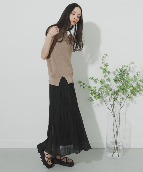 SENSE OF PLACE by URBAN RESEARCH（センスオブプレイスバイアーバンリサーチ）の「キーネックノースリーブトップ（ニット/セーター・レディース・ブラック/ベージュ/グリーン/ライトベージュ・ONE）」の5枚目の写真