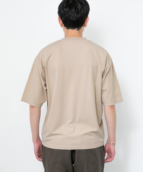 URBAN RESEARCH ROSSO MEN（アーバンリサーチロッソメン）の「『XLサイズあり』エアリーポンチ半袖Tシャツ（Tシャツ/カットソー・メンズ・ブラック/ネイビー/グレー/グレー系その他/ブルー系その他/ブルー/ホワイト・MEDIUM/LARGE/X-LARGE/SMALL）」の18枚目の写真
