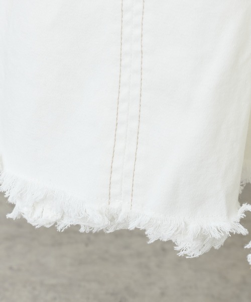 natural couture(ナチュラルクチュール)の「裾フリンジ配色ステッチジャンスカ(ワンピース・レディース・ブラック/ベージュ/インディゴブルー/アイボリー・FREE)」の9枚目の写真