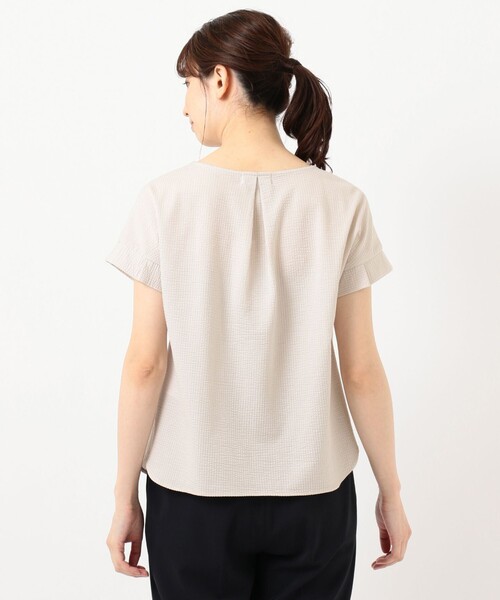 J.PRESS Ladies(J.プレス レディス)の「【抗菌防臭・吸水速乾】サッカージャージー Vネック カットソー(Tシャツ/カットソー・レディース・ホワイト系/ライトグレー系/ライトグレー系1/カーキ系1/ネイビー系1/スモーキーグリーン系・SMALL)」の18枚目の写真