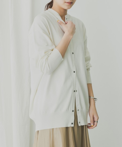 KBF+(ケービーエフプラス)の「KBF+ ルーズニットカーディガン(カーディガン/ボレロ・レディース・ブラック/オフホワイト/キャメル・ONE)」の2枚目の写真