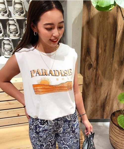 ROXY（ロキシー）の「PARADISE CITY/ロキシーマッスルタンクトップ（タンクトップ・レディース・ホワイト/ブラック/ベージュ・SMALL/MEDIUM/LARGE）」の2枚目の写真