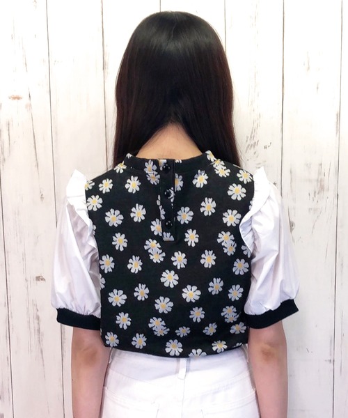 Hamble by Par Avion（ハンブルバイパラビオン）の「フラワー切替トップス（その他トップス・レディース・ブラック/オフホワイト・ONESIZE）」の6枚目の写真