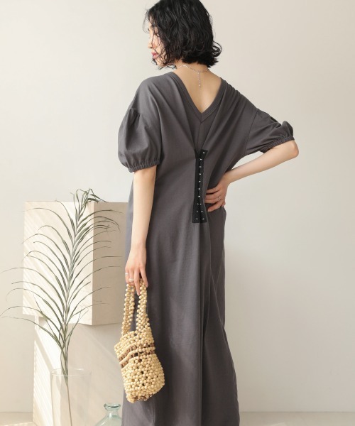 Bab（バブ）の「【WEB限定】２WAYデザインロングワンピース（ワンピース・レディース・パープル/オフホワイト/チャコール・38）」の17枚目の写真