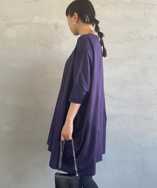 mizuiroind（ミズイロインド）の「[mizuiro ind/ミズイロインド] クルーネック ビッグシルエットTシャツ（Tシャツ/カットソー・レディース・パープル/ブラック/オフホワイト・F）」の20枚目の写真