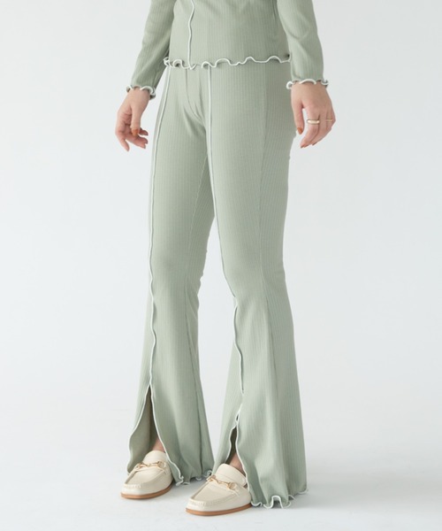 VRIA CHARME（バリアシャルム）の「リブメロウスリットフレアパンツ（その他パンツ・レディース・ライトグリーン/ブルー/ブラック/チャコールグレー・FREE）」の12枚目の写真