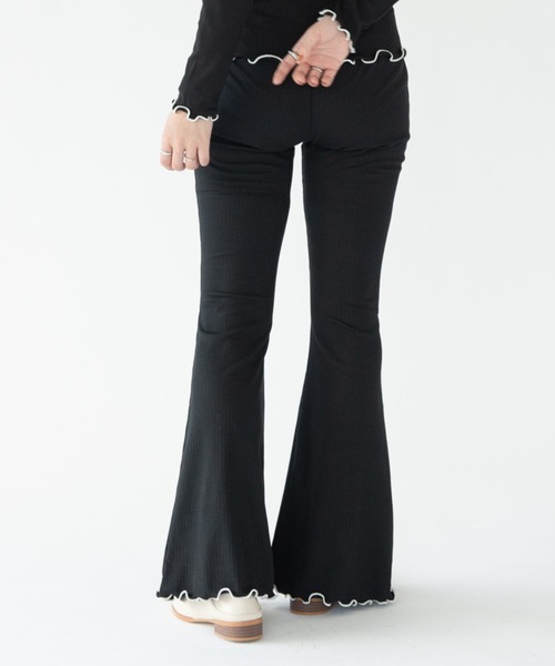 VRIA CHARME（バリアシャルム）の「リブメロウスリットフレアパンツ（その他パンツ・レディース・ライトグリーン/ブルー/ブラック/チャコールグレー・FREE）」の8枚目の写真