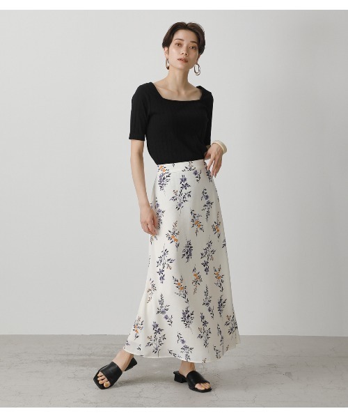 AZUL by moussy（アズールバイマウジー）の「FLOWER NARROW