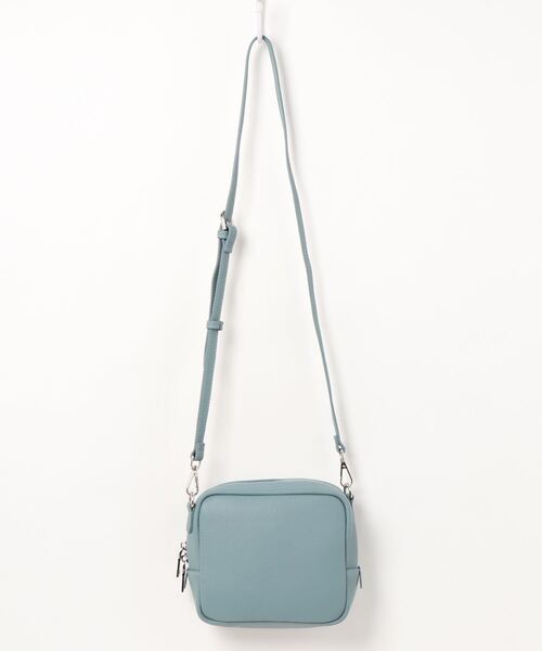 VitaFelice（ヴィータフェリーチェ）の「本牛革ミニスクエアショルダーバッグ（ショルダーバッグ・レディース・ブラック/ラベンダー/オフホワイト/サックスブルー/アッシュグレー/ワイン/プラム/グリーン/シルバー・FREE）」の19枚目の写真