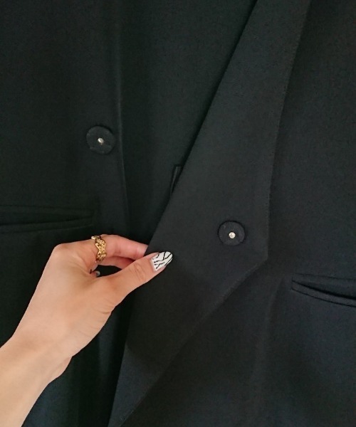 NEUNA（ヌナ）の「【ファッションインフルエンサーamoriaさん×neuna】セットアップスローブレスジャケット（ノーカラージャケット・レディース・ブラック/ベージュ/イエロー・FREE）」の9枚目の写真