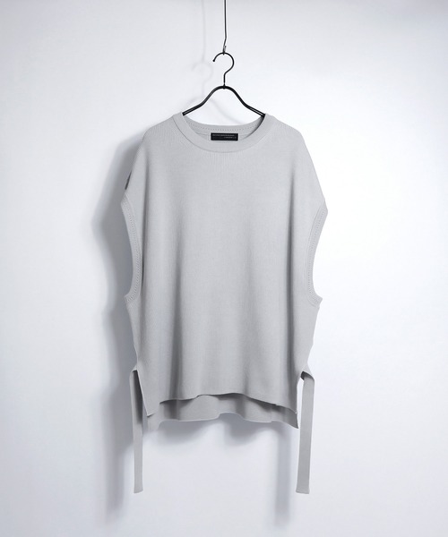 Confirm（コンファーム）の「Confirm / コンファーム サイドスリットオーバーニットベスト（ベスト・メンズ・ブラック/ベージュ/グレー/ミント・FREE）」の10枚目の写真