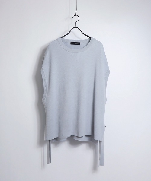 Confirm（コンファーム）の「Confirm / コンファーム サイドスリットオーバーニットベスト（ベスト・メンズ・ブラック/ベージュ/グレー/ミント・FREE）」の6枚目の写真