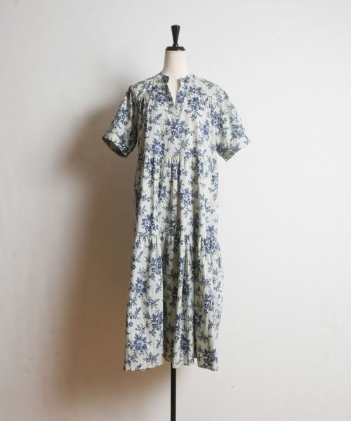 Cookie Chocolate(クッキーチョコレート)の「フラワー×ストライプシャツワンピース(ワンピース・レディース・ピンク/ブルー・MEDIUM)」の3枚目の写真