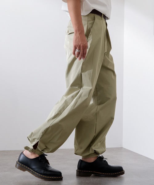 Adoon plain（アドーンプレーン）の「【Adoon plain】タックイージーパンツ（その他パンツ・メンズ・ブラック/グリーン/ライトカーキ・SMALL/MEDIUM/LARGE）」の7枚目の写真