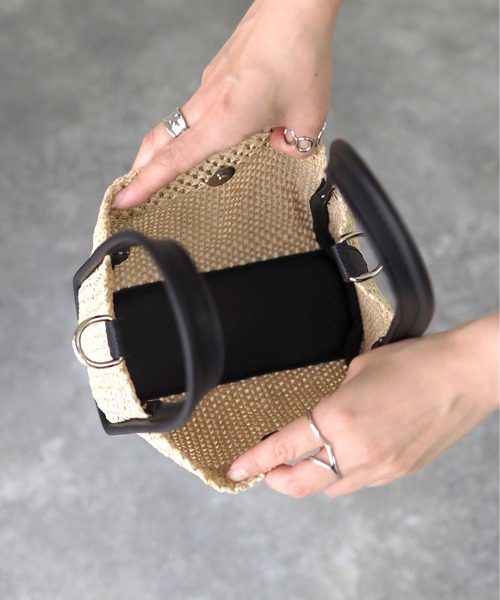 Riberry（リベリー）の「編み上げスクエアバッグ（ハンドバッグ・レディース・ブラック/ホワイト/ブラウン/ベージュ・FREE）」の9枚目の写真