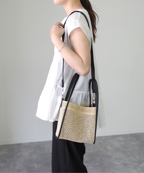 Riberry（リベリー）の「編み上げスクエアバッグ（ハンドバッグ・レディース・ブラック/ホワイト/ブラウン/ベージュ・FREE）」の6枚目の写真
