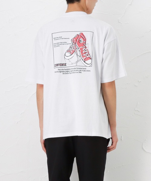 CONVERSE(コンバース)の「CONVERSE コンバース バックシューズプリント 半袖Tシャツ(Tシャツ/カットソー・メンズ・ベージュ/ブラック/グリーン/ホワイト・L/M/XL)」の2枚目の写真