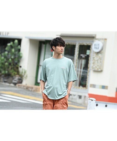 CONVERSE(コンバース)の「CONVERSE コンバース バックシューズプリント 半袖Tシャツ(Tシャツ/カットソー・メンズ・ベージュ/ブラック/グリーン/ホワイト・L/M/XL)」の10枚目の写真