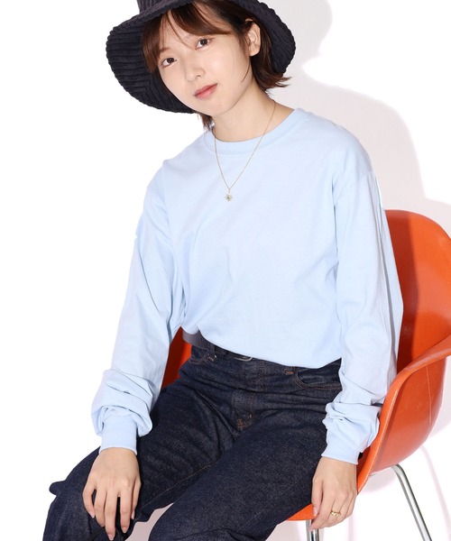 GILDAN(ギルダン)の「【GILDAN】ギルダン ロングスリーブカットソー ビッグシルエット 無地 クルーネック(Tシャツ/カットソー・レディース・ホワイト/ライトブルー/ブラック/ダークブラウン/ネイビー/グレー/チャコール/オリーブ/イエロー/オレンジ/アッシュグレー・S/M/L/2XL/XL/3XL)」の8枚目の写真
