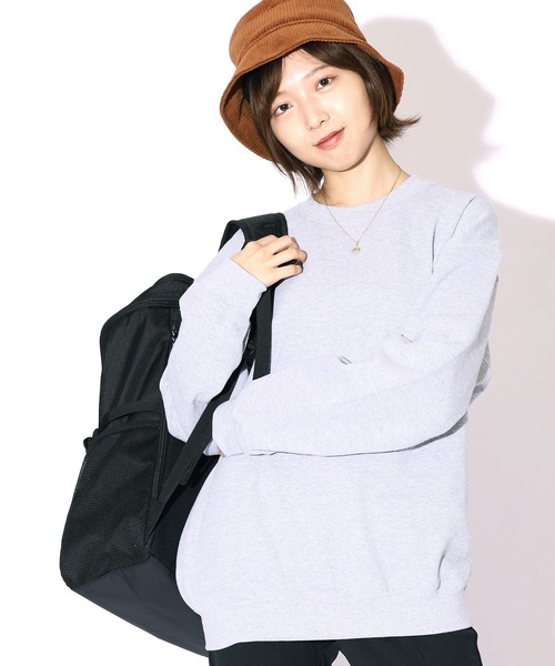 GILDAN(ギルダン)の「【GILDAN】ギルダン ロングスリーブカットソー ビッグシルエット 無地 クルーネック(Tシャツ/カットソー・レディース・ホワイト/ライトブルー/ブラック/ダークブラウン/ネイビー/グレー/チャコール/オリーブ/イエロー/オレンジ/アッシュグレー・S/M/L/2XL/XL/3XL)」の20枚目の写真