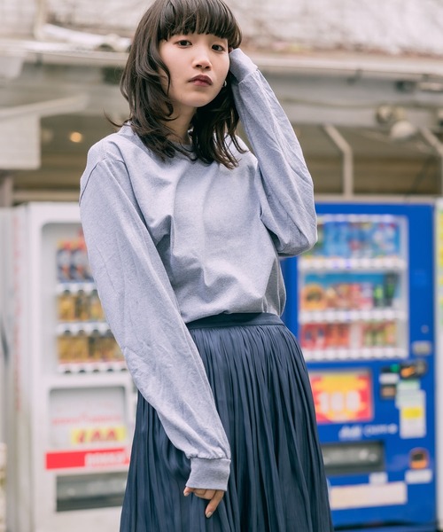 GILDAN(ギルダン)の「【GILDAN】ギルダン ロングスリーブカットソー ビッグシルエット 無地 クルーネック(Tシャツ/カットソー・レディース・ホワイト/ライトブルー/ブラック/ダークブラウン/ネイビー/グレー/チャコール/オリーブ/イエロー/オレンジ/アッシュグレー・S/M/L/2XL/XL/3XL)」の21枚目の写真