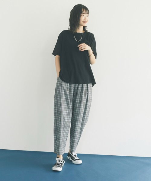 CRAFT STANDARD BOUTIQUE（クラフトスタンダードブティック）の「チェックエッグパンツ　＊◇（スラックス・レディース・グレー/ベージュ・M/L）」の3枚目の写真