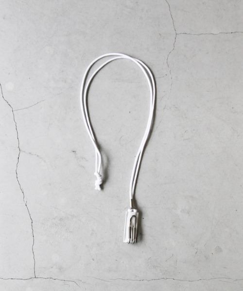 ED ROBERT JUDSON(エドロバートジャドソン)の「ED ROBERT JUDSON NECK HOLDER(ネックレス・メンズ・ブラック/ブラウン/ホワイト・FREE)」の4枚目の写真