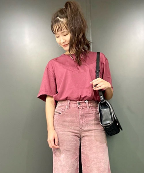 DIESEL(ディーゼル)の「レディース Tシャツ トップス カットソー シンプル ビッグシルエット スーパーリラックス(Tシャツ/カットソー・レディース・グレー/エンジ/ブルー・MEDIUM/X-SMALL/SMALL/LARGE)」の1枚目の写真