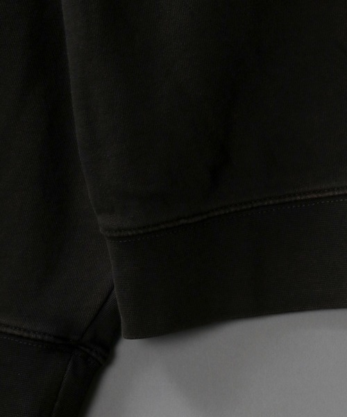 SITRY（シトリー）の「wide silhouette stone wash college print sweat shirt/ワイドシルエット ストーンウォッシュ カレッジロゴ スウェット シャツ/トレーナー（スウェット・メンズ・チャコールグレー/カーキ/グレイッシュベージュ・M/L）」の6枚目の写真