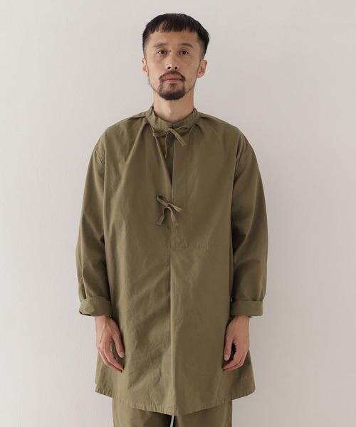 ARMY TWILL(アーミーツイル)の「ARMY TWILL Broken Twill Smock(シャツ/ブラウス・メンズ・ブラック/ベージュ/カーキ・MEDIUM/LARGE)」の5枚目の写真
