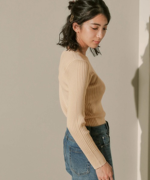 Bou Jeloud（ブージュルード）の「ヒートラウンドネック肩釦リブニット（ニット/セーター・レディース・ブルー/A/アイボリー/ブラック/イエロー/グレー/レッド/ブラウン・FREE）」の17枚目の写真