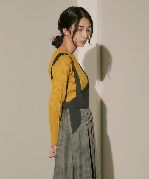 Bou Jeloud（ブージュルード）の「ヒートラウンドネック肩釦リブニット（ニット/セーター・レディース・ブルー/A/アイボリー/ブラック/イエロー/グレー/レッド/ブラウン・FREE）」の10枚目の写真