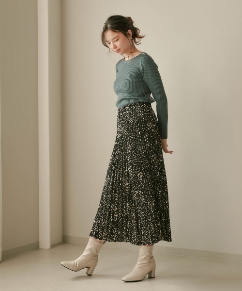 Bou Jeloud（ブージュルード）の「ヒートラウンドネック肩釦リブニット（ニット/セーター・レディース・ブルー/A/アイボリー/ブラック/イエロー/グレー/レッド/ブラウン・FREE）」の14枚目の写真