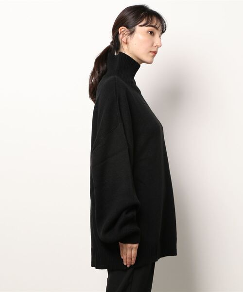 Bling Leads（ブリングリーズ）の「【Bling Leads】5ゲージ　オーバーサイズハイネックニット（ニット/セーター・レディース・ブラック/ベージュ/ブラウン/グリーン/チャコール・LARGE/MEDIUM/X-LARGE/SMALL）」の6枚目の写真