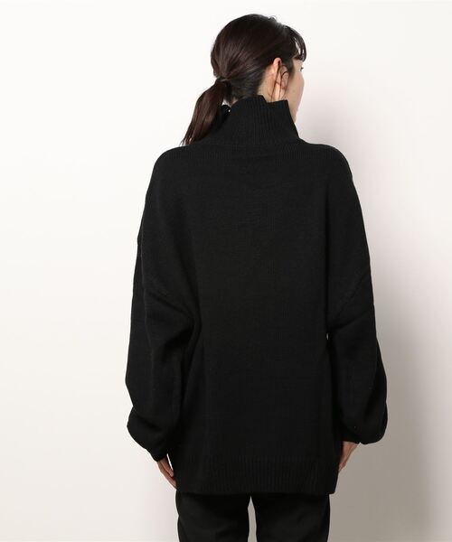 Bling Leads（ブリングリーズ）の「【Bling Leads】5ゲージ　オーバーサイズハイネックニット（ニット/セーター・レディース・ブラック/ベージュ/ブラウン/グリーン/チャコール・LARGE/MEDIUM/X-LARGE/SMALL）」の7枚目の写真