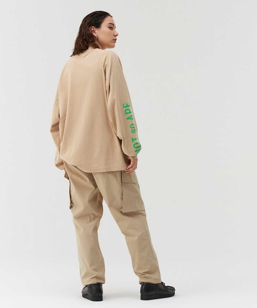 Not So Ape（ノットソーエイプ）の「スリーブロゴ モックネック Tシャツ（Tシャツ/カットソー・メンズ・ホワイト/ブラック/ベージュ・MEDIUM/LARGE/X-LARGE）」の7枚目の写真