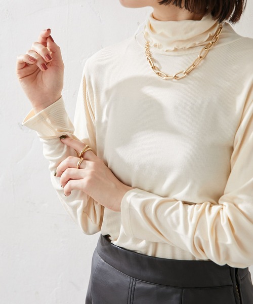 DISCOAT（ディスコート）の「ソフトリブタートルロングスリーブ（Tシャツ/カットソー・レディース・ブラック/モカ/ライム/アイボリー/オフホワイト・FREE）」の2枚目の写真