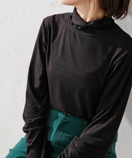 DISCOAT（ディスコート）の「ソフトリブタートルロングスリーブ（Tシャツ/カットソー・レディース・ブラック/モカ/ライム/アイボリー/オフホワイト・FREE）」の7枚目の写真