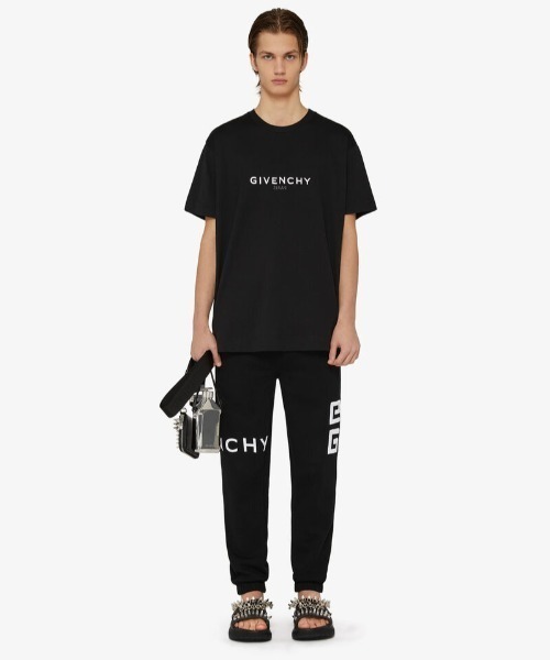 GIVENCHY（ジバンシイ）の「GIVENCHYリバース オーバーサイズTシャツ（Tシャツ/カットソー・メンズ・ブラック・S/L/XS/M）」の3枚目の写真