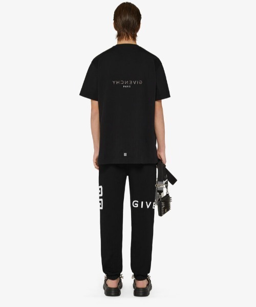 GIVENCHY（ジバンシイ）の「GIVENCHYリバース オーバーサイズTシャツ（Tシャツ/カットソー・メンズ・ブラック・S/L/XS/M）」の4枚目の写真