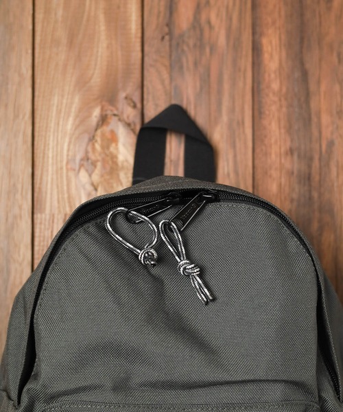 OUTDOOR PRODUCTS（アウトドアプロダクツ）の「『OUTDOOR PRODUCTS』DAYPACK XS 10.4L（バックパック/リュック・キッズ・ブラック/ベージュ/パープル/ネイビー/グレー/グリーン/ブルー/ピンク/バーガンディー・X-SMALL）」の16枚目の写真