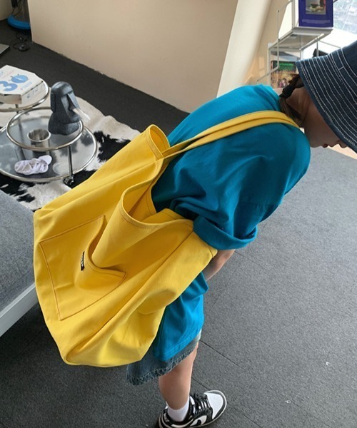 KOR（ケーオーアール）の「キャンバスカラートートバッグ（トートバッグ・レディース・イエロー/グリーン/オレンジ/ピンク・FREE）」の3枚目の写真