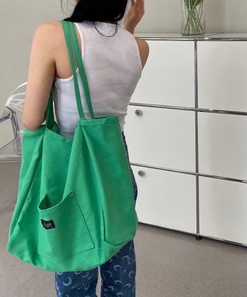 KOR（ケーオーアール）の「キャンバスカラートートバッグ（トートバッグ・レディース・イエロー/グリーン/オレンジ/ピンク・FREE）」の7枚目の写真