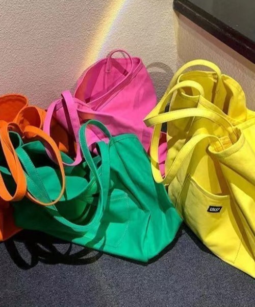 KOR（ケーオーアール）の「キャンバスカラートートバッグ（トートバッグ・レディース・イエロー/グリーン/オレンジ/ピンク・FREE）」の6枚目の写真