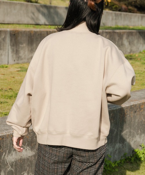 kutir（クティール）の「ハーフジップ裏起毛スウェット（スウェット・レディース・ブラック/ダークブラウン/ベージュ/ライトグリーン・FREE）」の17枚目の写真