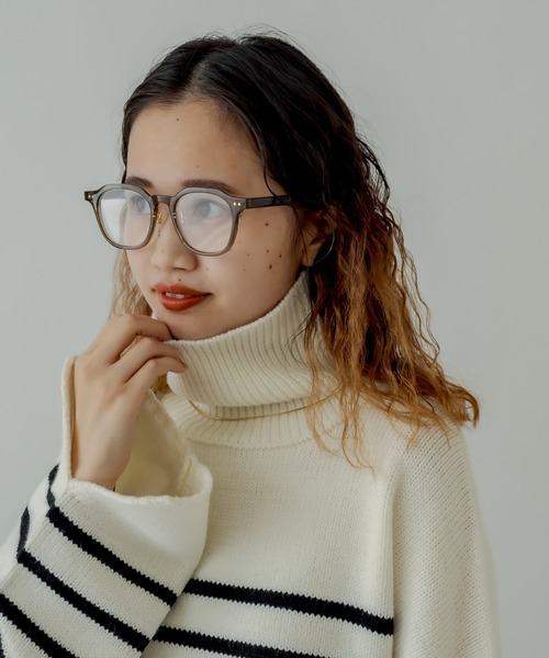 mystic(ミスティック)の「クリアフレームメガネ(メガネ・レディース・グレー/クリア・ONE SIZE)」の3枚目の写真