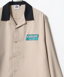VISION STREET WEAR（ヴィジョンストリートウェア）の「VISION STREET WEAR/ヴィジョンストリートウエア バックプリント プレートロゴ 刺繍 オーバーサイズ クレリック オープンカラー トロミシャツ（シャツ/ブラウス・メンズ）」