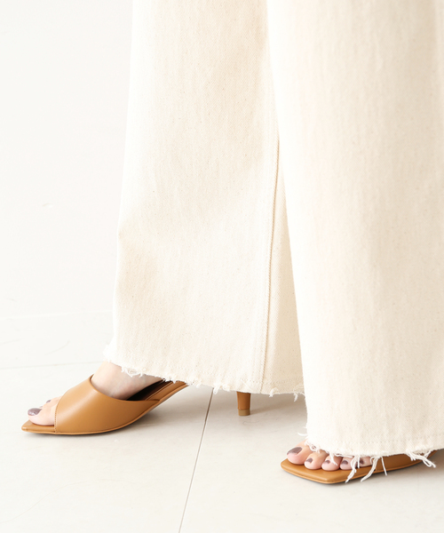 SLOBE IENA(スローブイエナ)の「LE DENIMハイライズミニフレアパンツ◆(デニムパンツ・レディース・ナチュラル・38/36)」の20枚目の写真