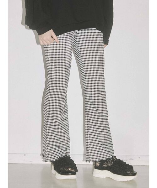 merry jenny（メリージェニー）の「ギャザーギンガムフレアパンツ（その他パンツ・レディース・ブラック/ベージュ/グリーン・FREE）」の12枚目の写真